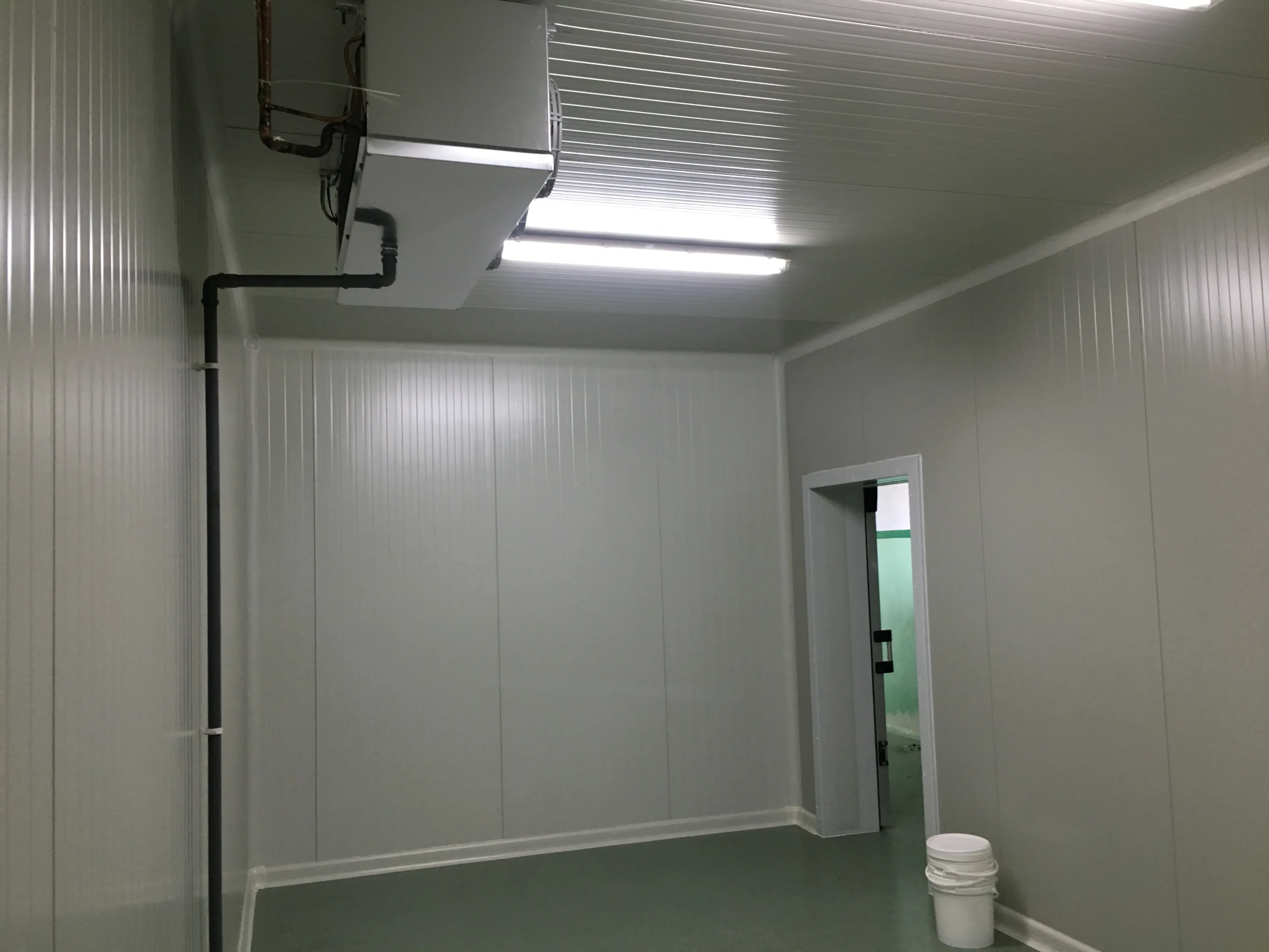 Global Distribution Group — imagine 8 din 8